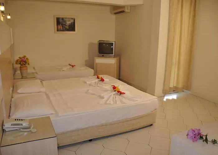 酒店 Saritas Only Family Concept 阿拉尼亚