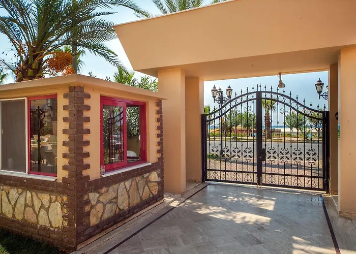 Ξενοδοχείο Saritas Only Family Concept 4*